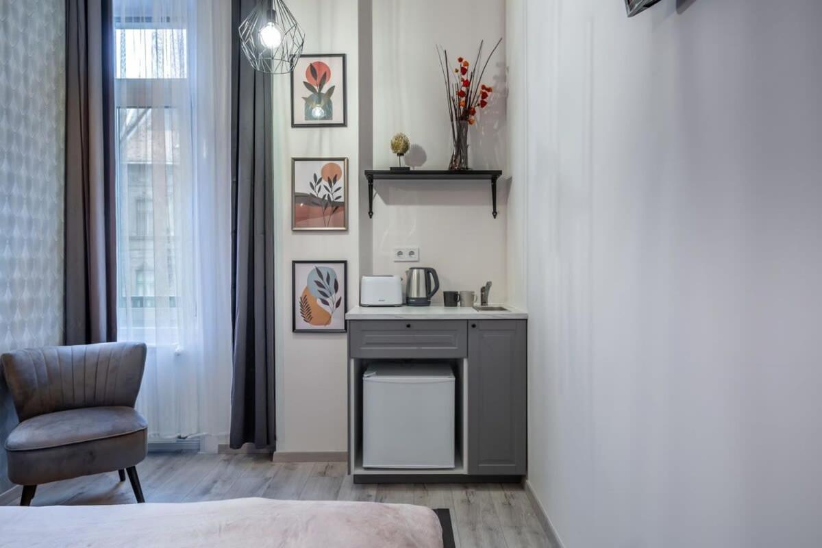 Extra Central And New Studio Budapest Eksteriør bilde