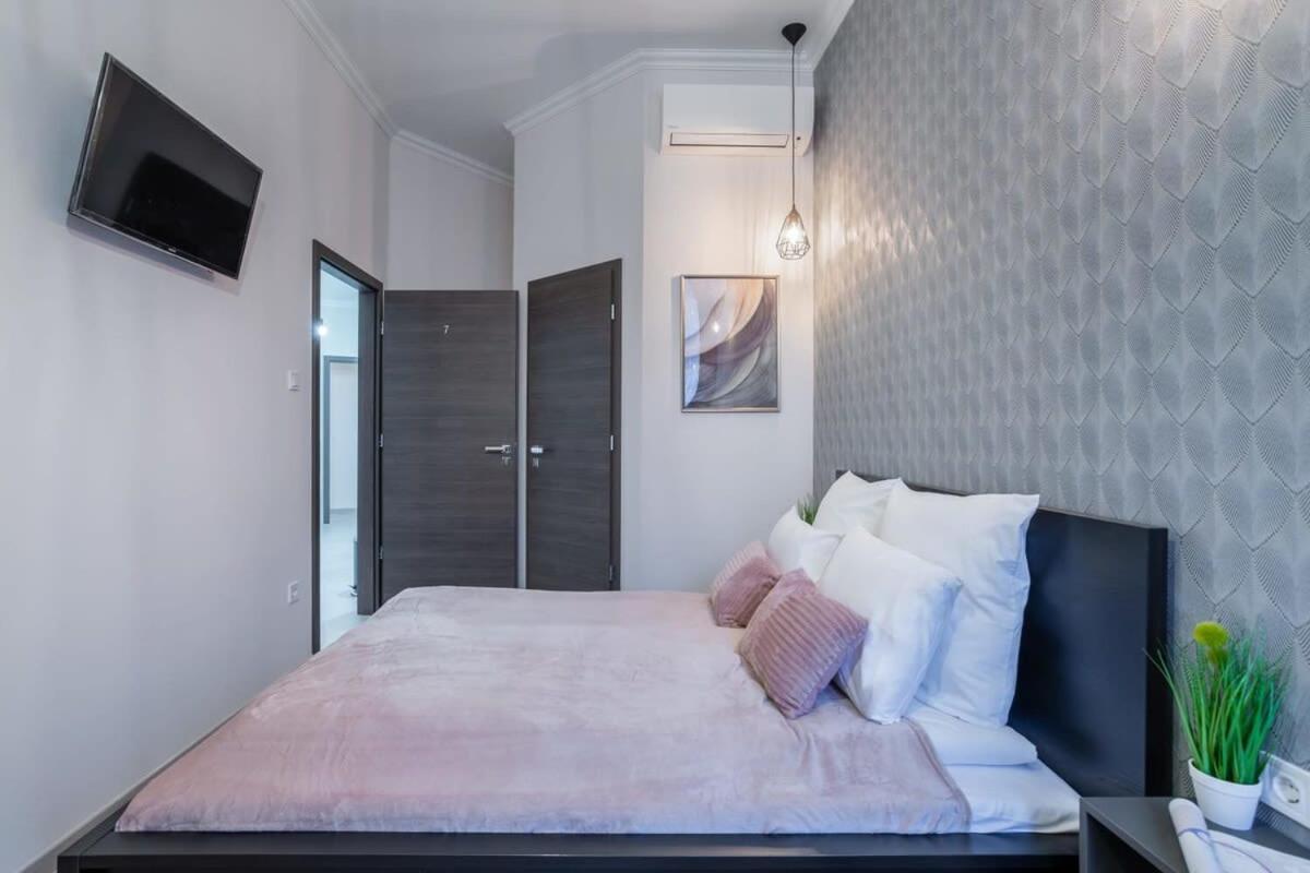 Extra Central And New Studio Budapest Eksteriør bilde